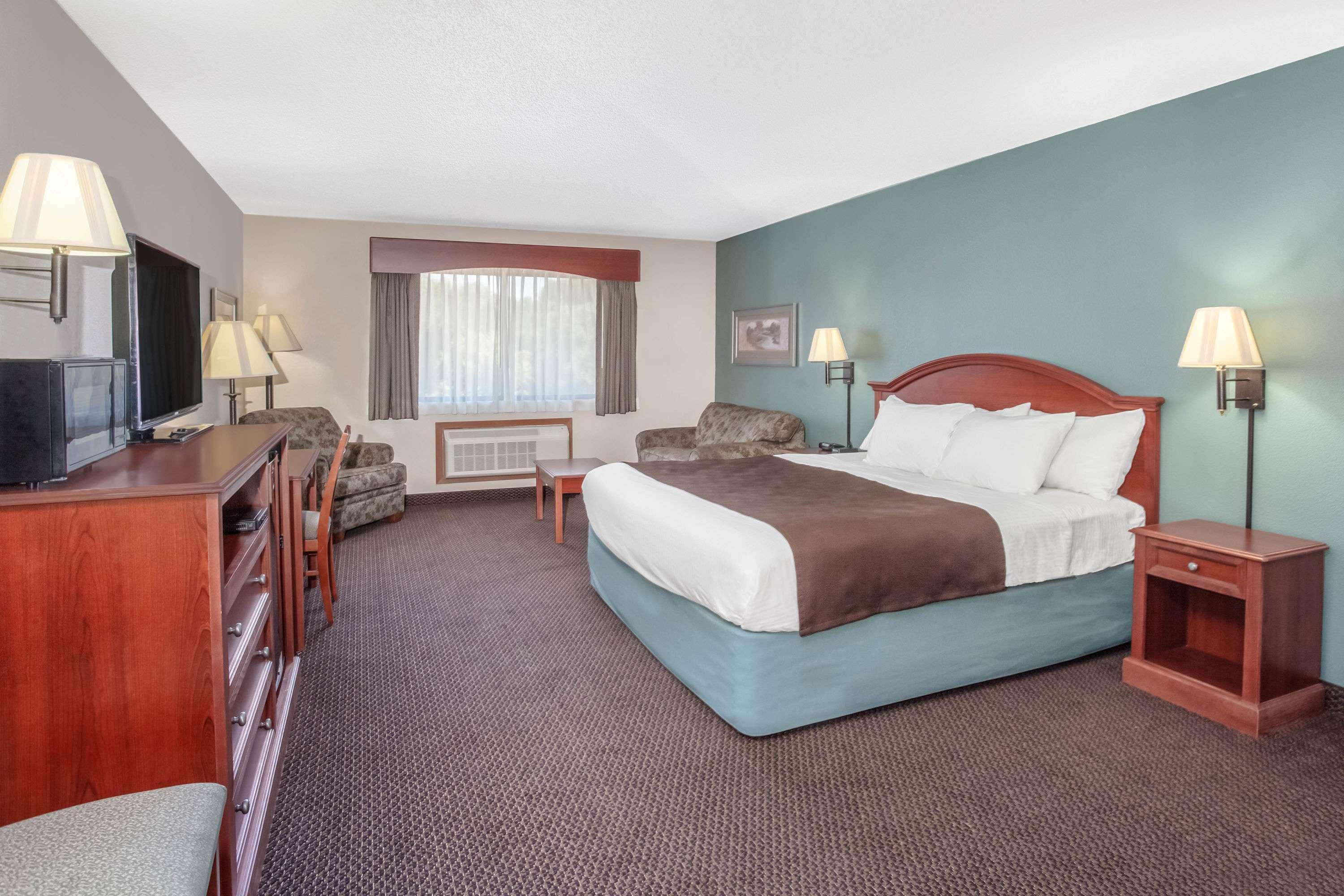 Americinn By Wyndham St. Peter Εξωτερικό φωτογραφία